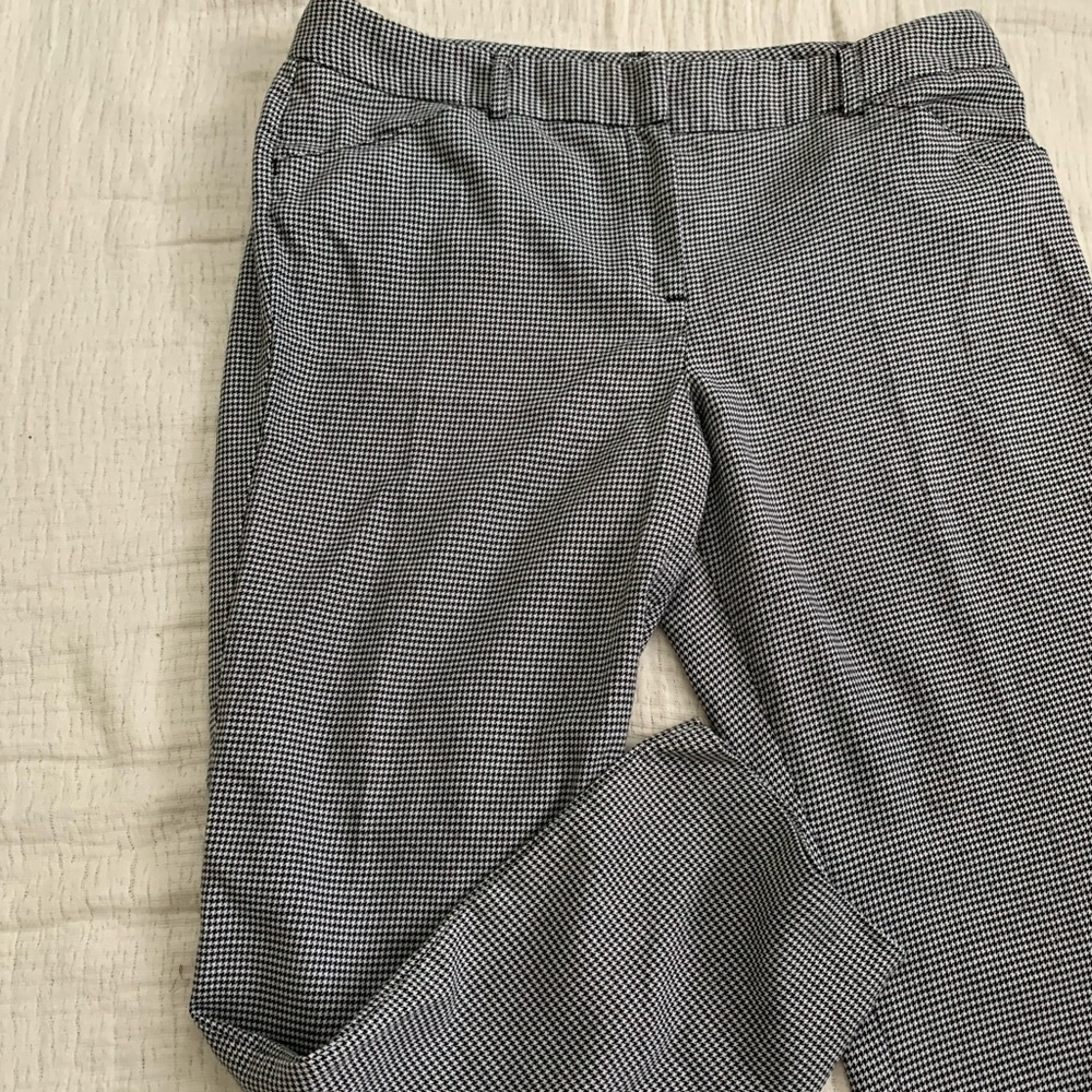 Houndstooth straight leg dress pants